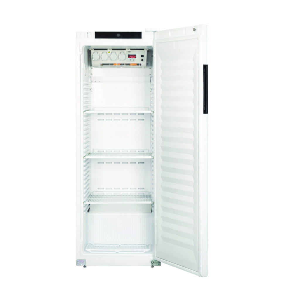 Thermostatenschrank TS 700/4-i für den Standardeinsatz, 4 interne Steckdosen
