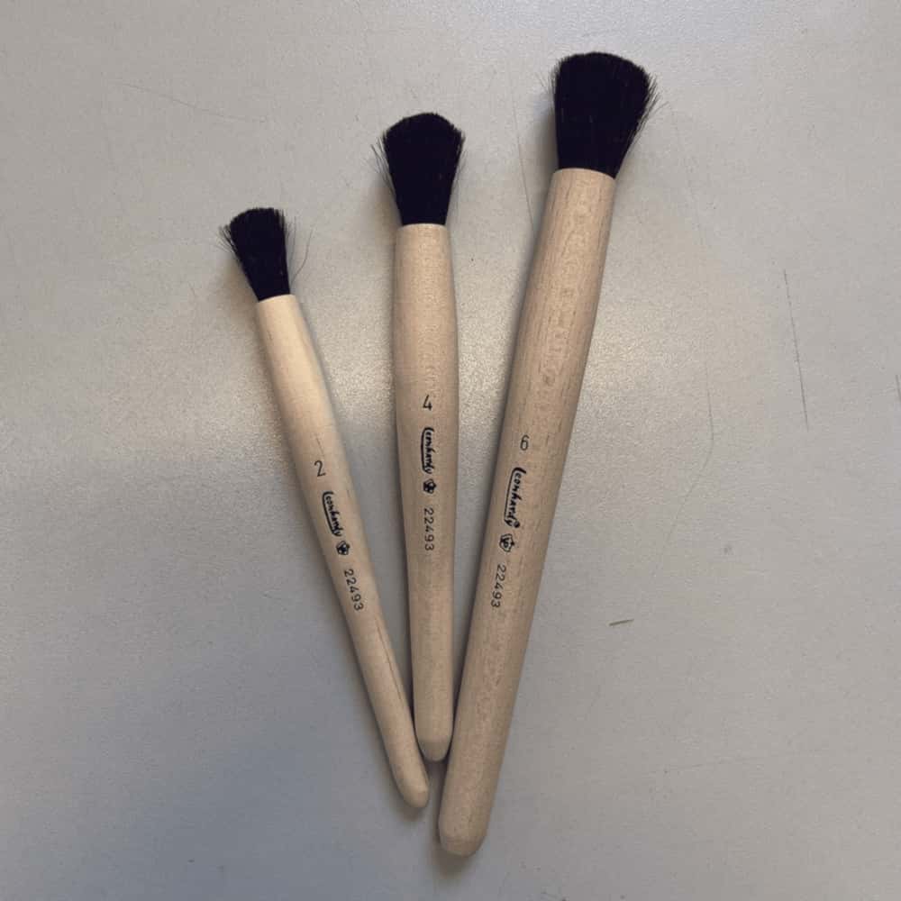 Balance brush, with wooden handle, set