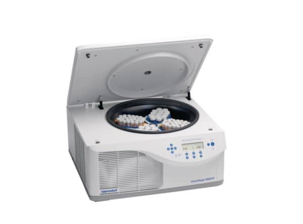 Centrifuge 5920 R (EU-IVD), Folientastatur, gekühlt, mit Rotor S-4xUniversal-Large, inkl. Universalbechern und Adaptern für konische Gefäße 5 mL/15 mL/25 mL/50 mL und Platten, 230 V/50 – 60 Hz (EU)