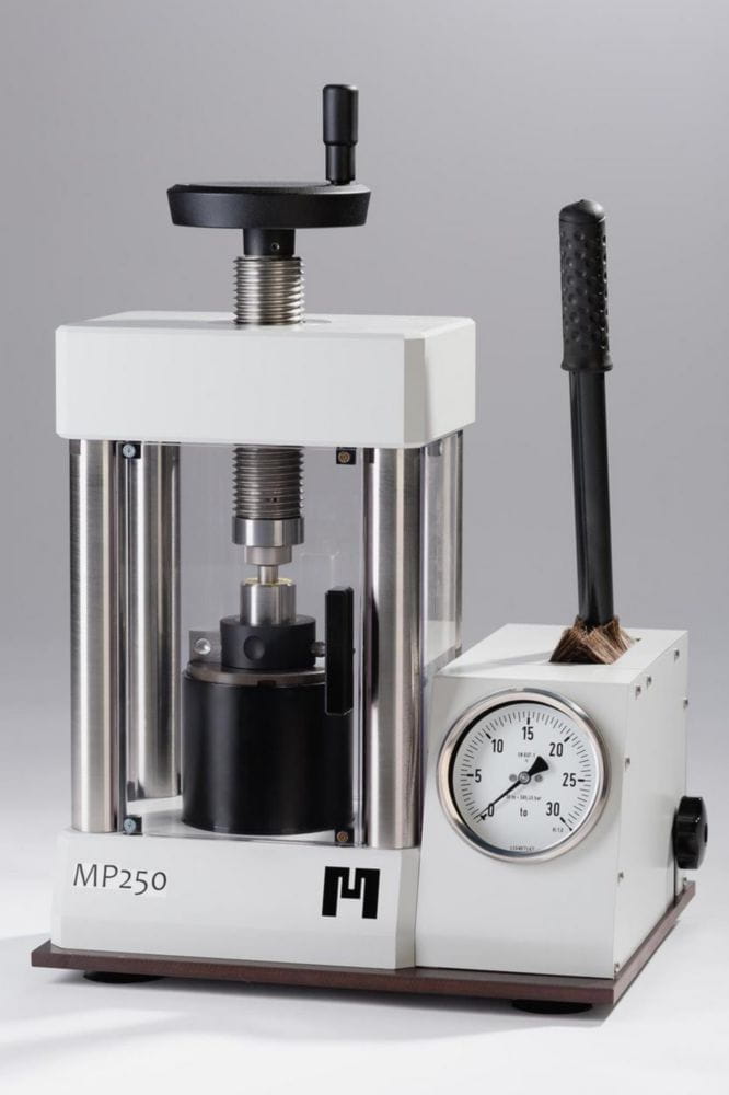 Laboratory presses MP250