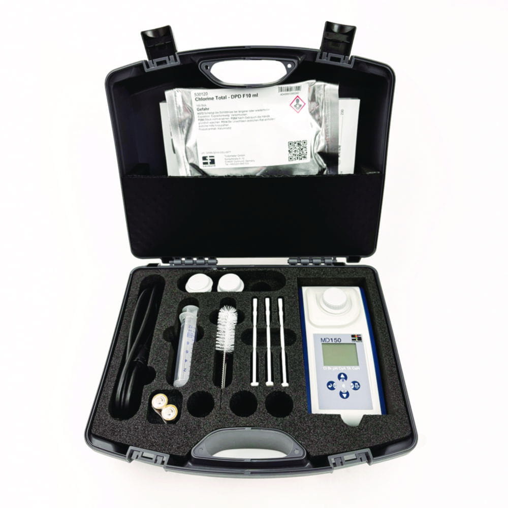 Photometer MD150 Cl-pH, with powder and tablet reagents