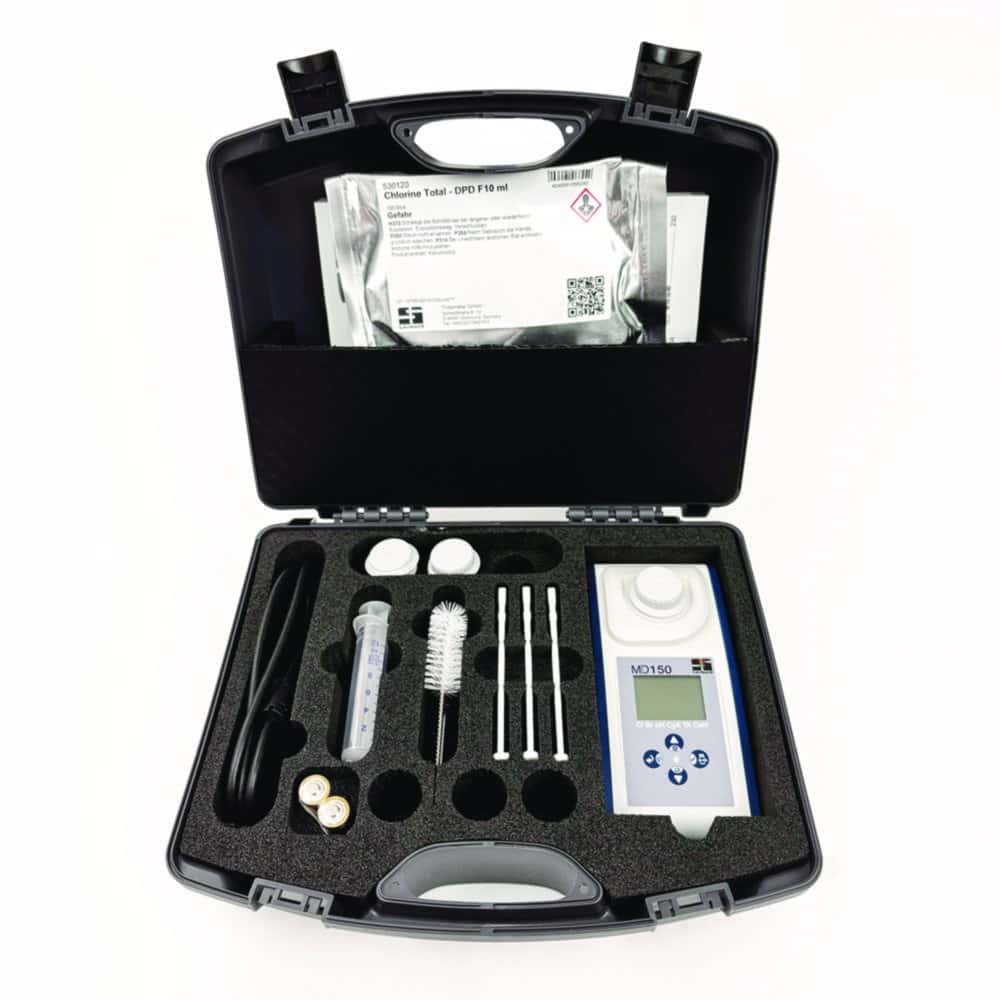 Photometer MD150 Cl-pH, with powder and tablet reagents