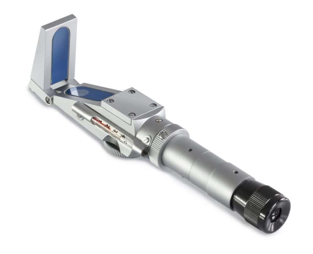 Analogue hand-held refractometers ORA series